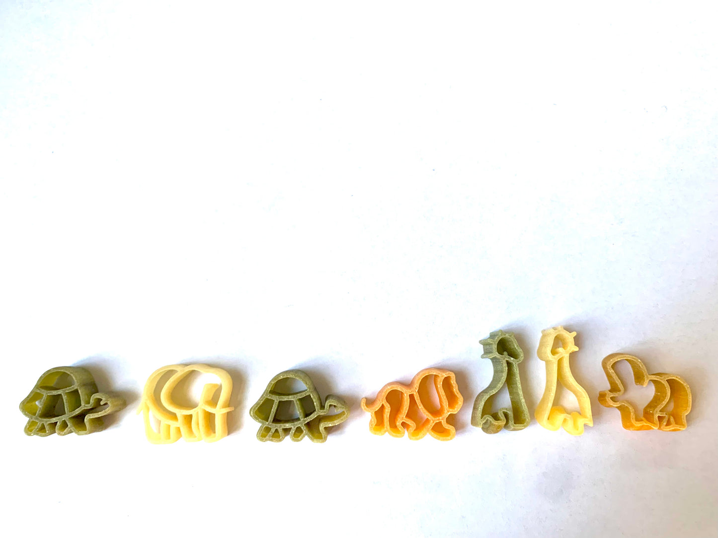 Organic Zoo Animal Pasta with Tomato and Spinach - 100g